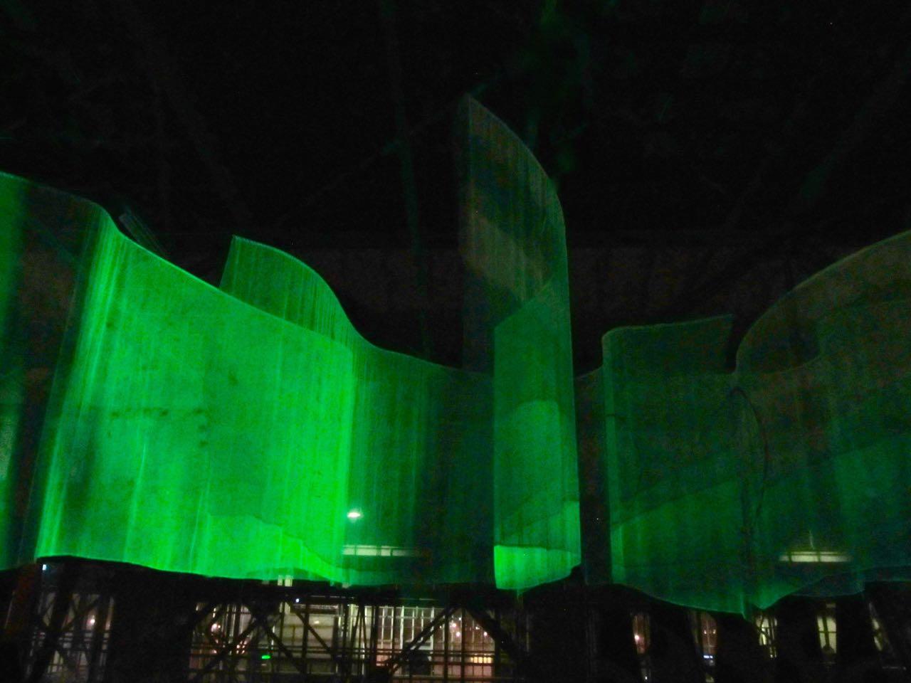 Aurora installation textile metal light Helena Kaori Maeda